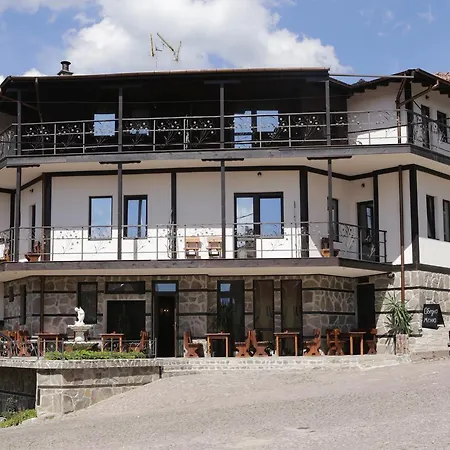 Family Valchanovata Kashta Gasthuis *