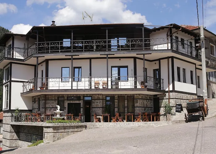 Family Valchanovata Kashta Gasthuis *